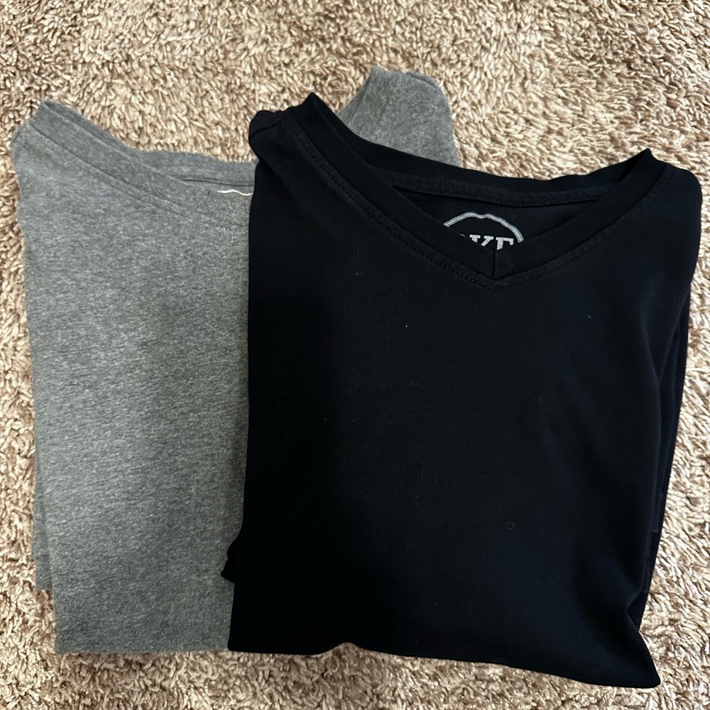 Men's Classic Gray and Black T-Shirt